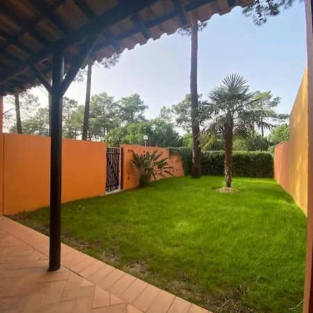 Charmoso Na Herdade Da Aroeira * Aroeira (Setubal)