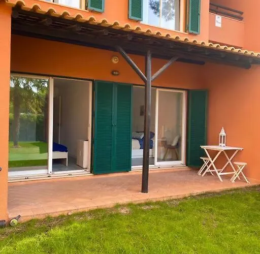 Charmoso Na Herdade Da Aroeira * Aroeira (Setubal)